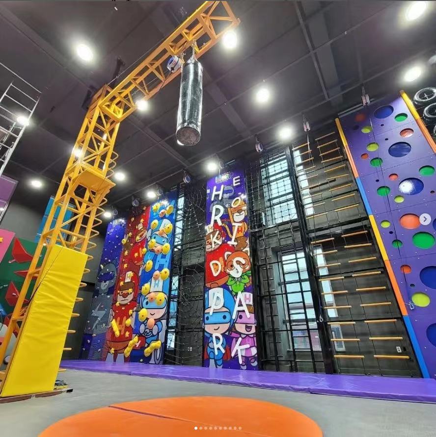 climbing wall (3) جدار التسلق (3)