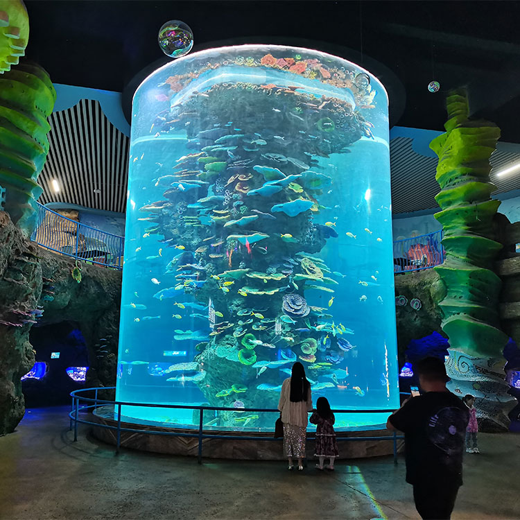 Is acrylic sheet safe for aquarium Дали акрилниот лим е безбеден за аквариум