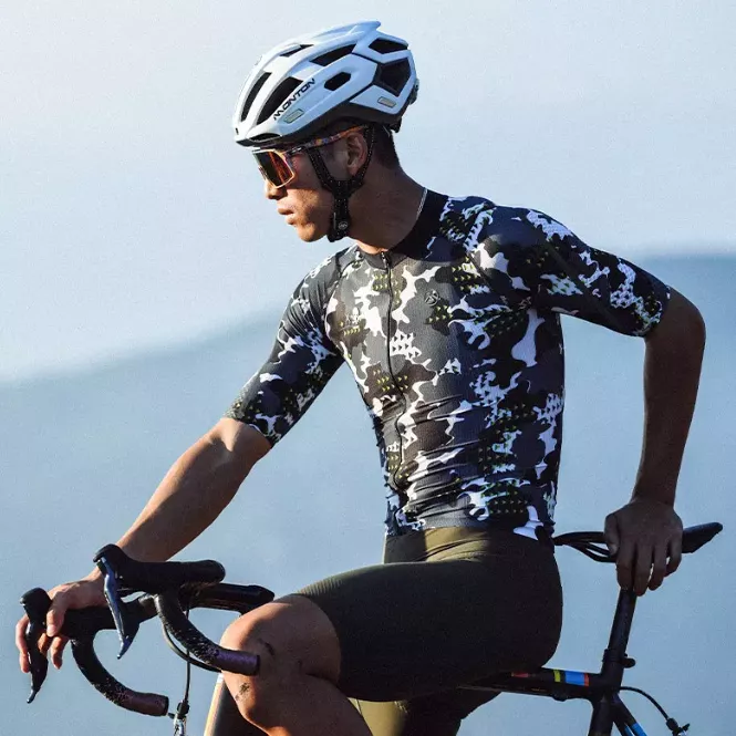 Male Fashion Comfortable Cycling Jerseys Мужские модные удобные велосипедные трикотажные изделия