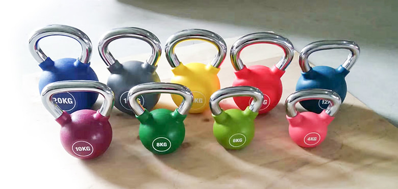 Built for the true kettlebell enthusiast. This is where superior handling meets modern resilience. Our premium kettlebell combines a professional-grade, smooth chrome handle with an ultra-durable polyurethane (PU) coated body to deliver an unparalleled training experience. Enjoy the quiet, odorless, and protective benefits of PU, plus the fluid, ergonomic control of a hard chrome grip. Vibrantly color-coded and precisely weighted, it's the ultimate choice for commercial gyms, military training, and anyone serious about performance. Əsl kettlebell həvəskarları üçün yaradılmışdır. Mükəmməl idarəetmənin müasir dayanıqlığa cavab verdiyi yer budur. Bizim premium çaydanımız misilsiz məşq təcrübəsi təqdim etmək üçün peşəkar dərəcəli, hamar xrom sapı ultra davamlı poliuretan (PU) örtüklü gövdə ilə birləşdirir. İB-nin səssiz, qoxusuz və qoruyucu üstünlüklərindən, həmçinin sərt xrom tutuşun maye, erqonomik nəzarətindən həzz alın. Canlı rəng kodlu və dəqiq çəkili, kommersiya idman zalları, hərbi təlimlər və performansa ciddi yanaşan hər kəs üçün son seçimdir.