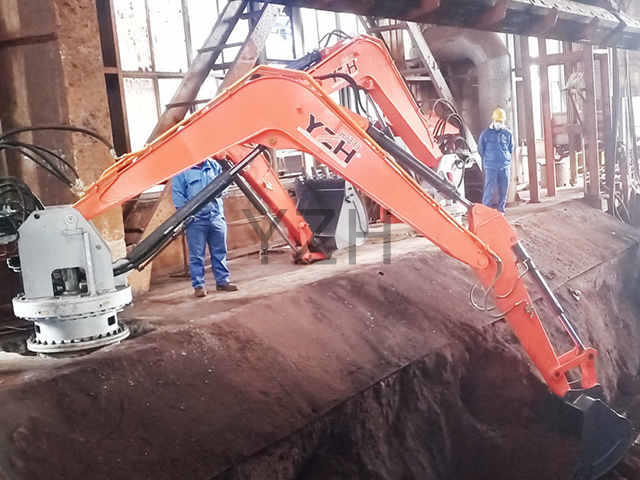 Multi-Functional Pedestal Rock Breaker System Çok Fonksiyonlu Kaideli Kaya Kırıcı Sistemi