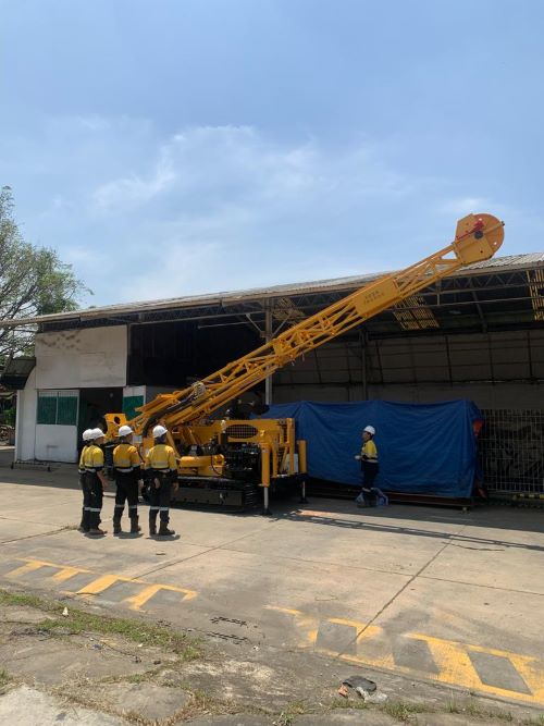 CSD1300L (5) CSD1300L (5)