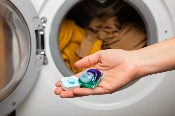 T&oslash;j vaskes&aelig;be tilstoppe afl&oslash;b