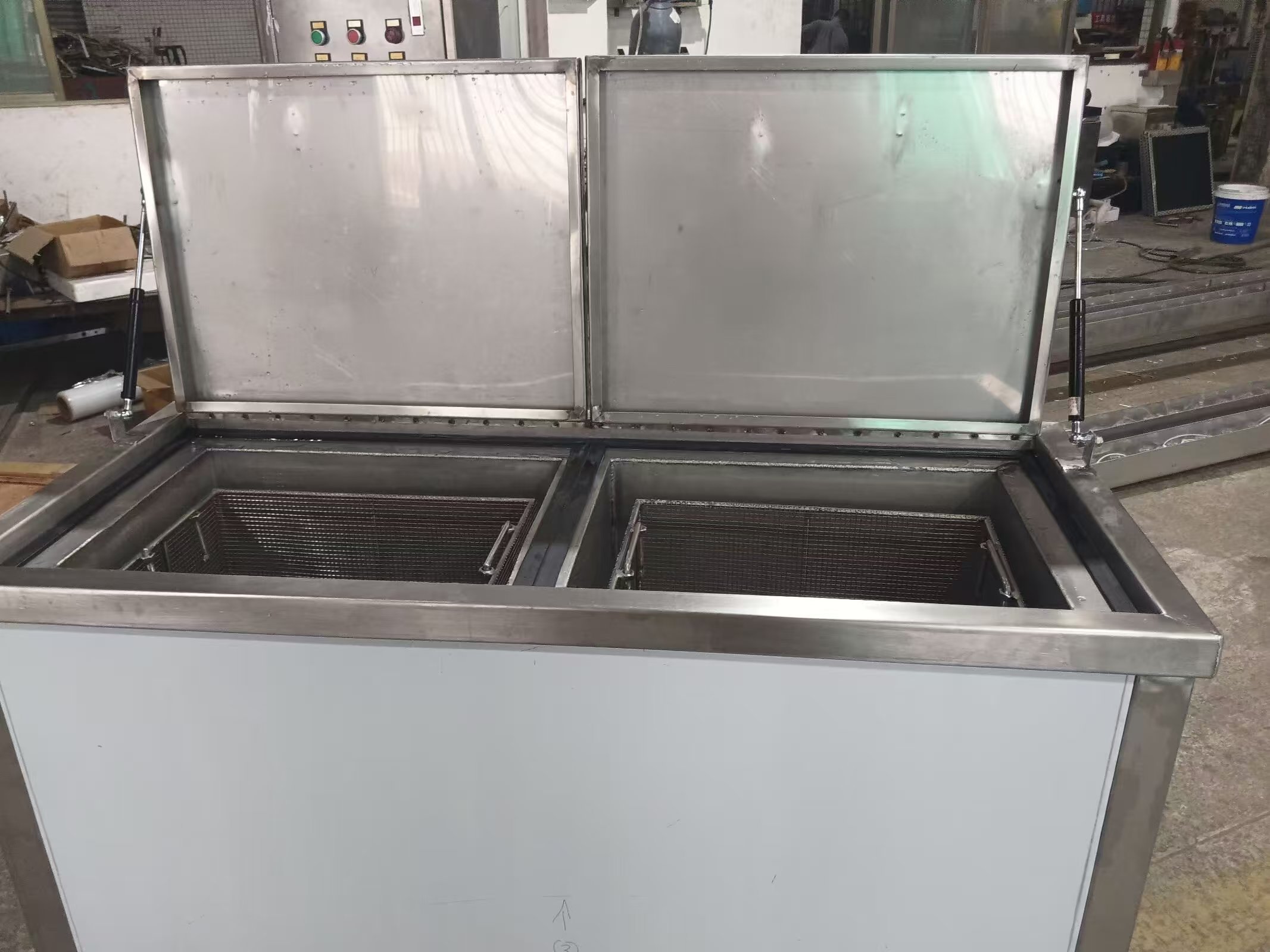 Ultrasonic Cleaning equipment Equipamento de limpeza ultrassônica