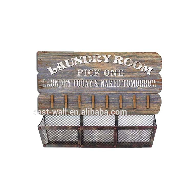 New Product Old Style Wall Hanging Wooden Wall Plaque with Metal Basket