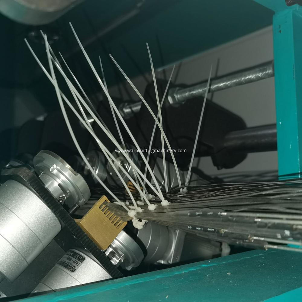 Nidec Drive System on Lace Machine Système d'entraînement Nidec sur machine à dentelle