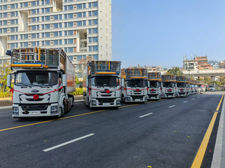 Energy storage device total energy 281.92kWh large power electric Aircraft Catering Truck Συσκευή αποθήκευσης ενέργειας συνολικής ενέργειας 281,92 kWh ηλεκτρικό φορτηγό κέτερινγκ αεροσκαφών μεγάλης ισχύος