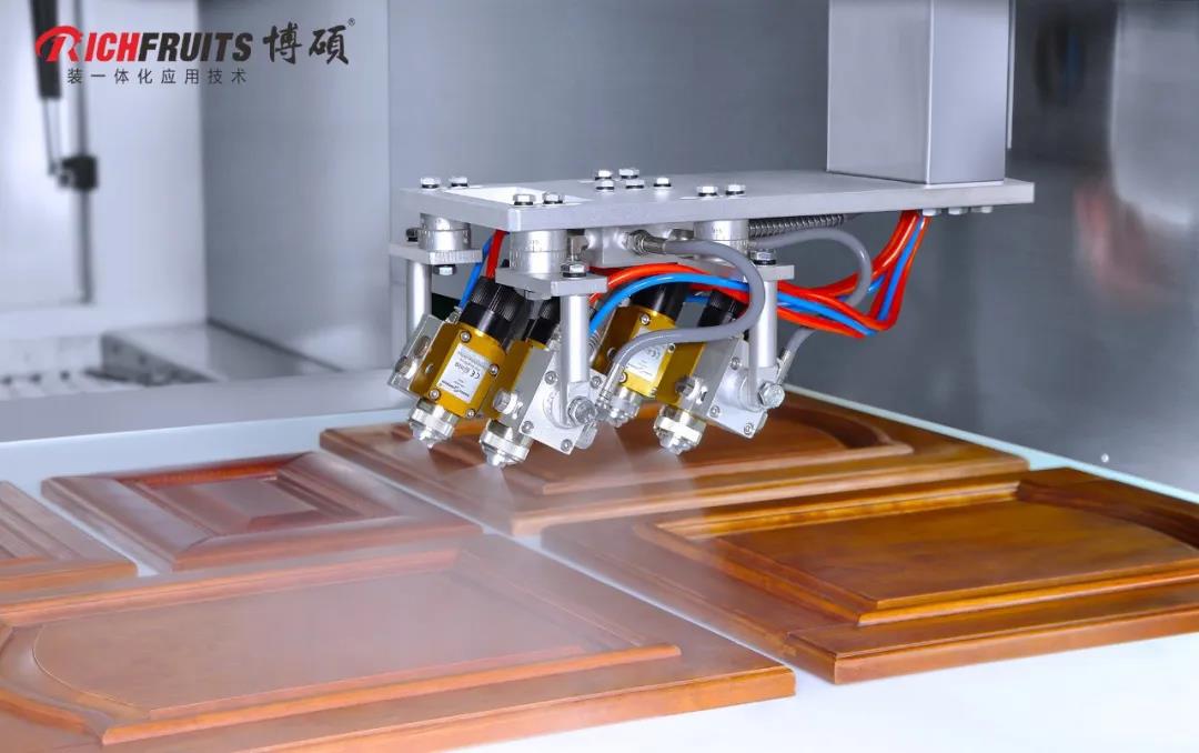 Automatic Paint Spraying equipment معدات رش الطلاء الأوتوماتيكية