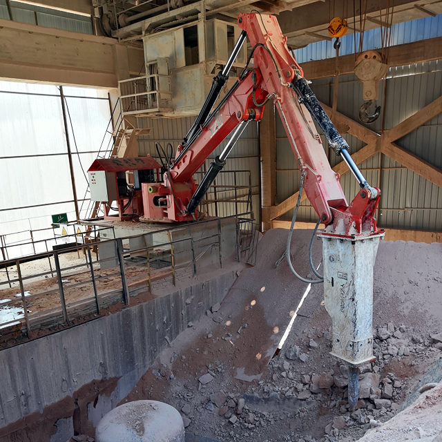 Does Your Crusher Really Need a Boom System? Opravdu váš drtič potřebuje systém výložníku?