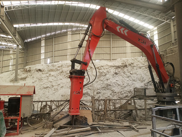 YZH Fixed Rockbreaker System WHC860 for High-Capacity Crushing Córas Rockbreaker Seasta YZH WHC860 le haghaidh Crushing Ard-Acmhainne