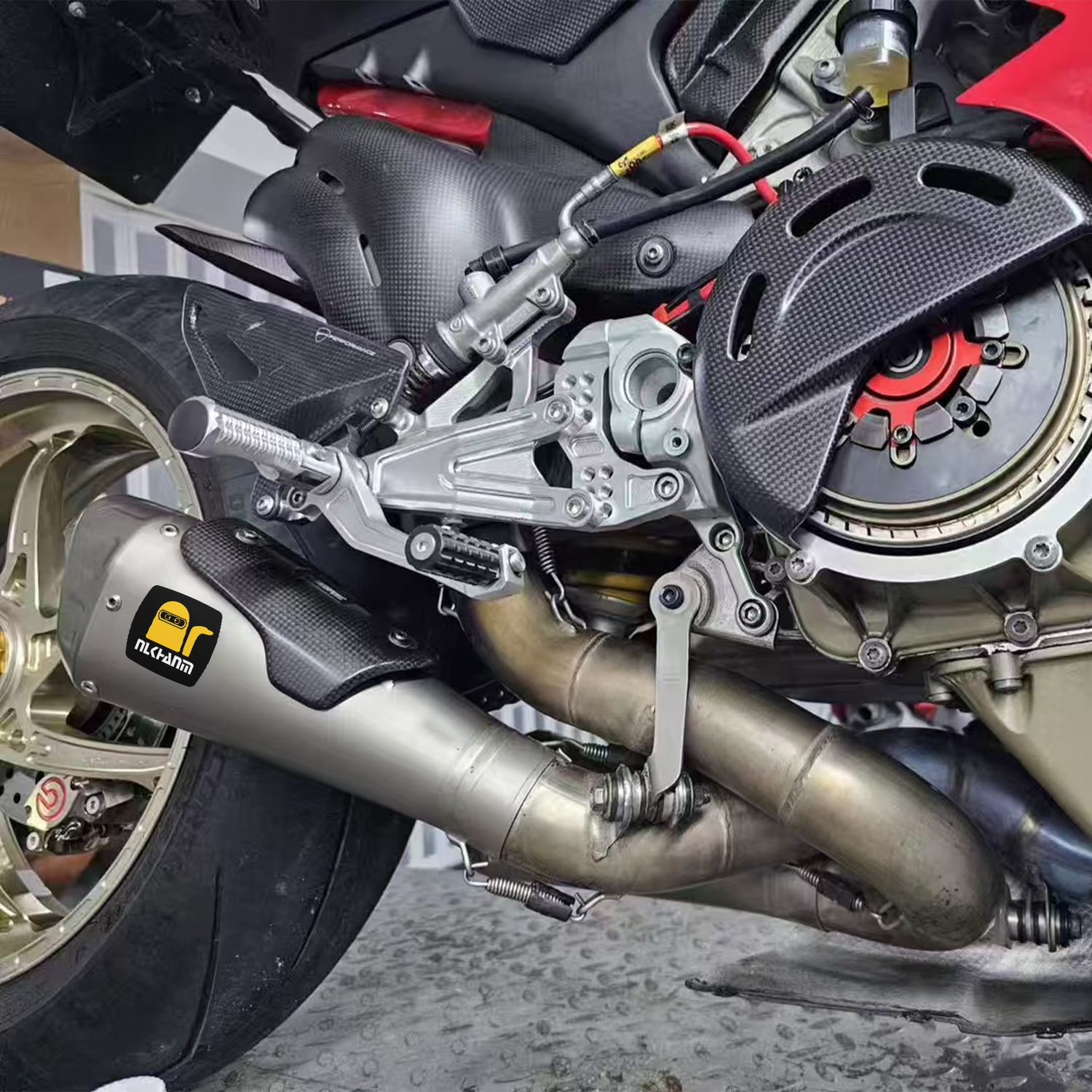 muffler exhaust pipes បំពង់ផ្សែង muffler
