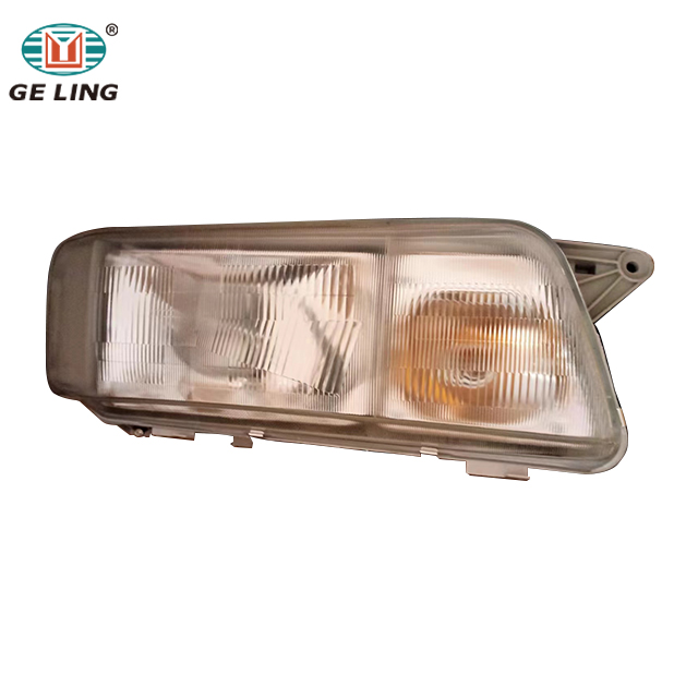 Head Lamp 1868301234 For Isuzu Frr 1999 Lampada frontale 1868301234 per Isuzu Frr 1999