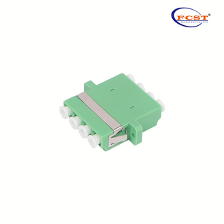 LCAPC à LCAPC Quad Quad AdapterCouller à fibre optique en plastique à mode unique avec bride