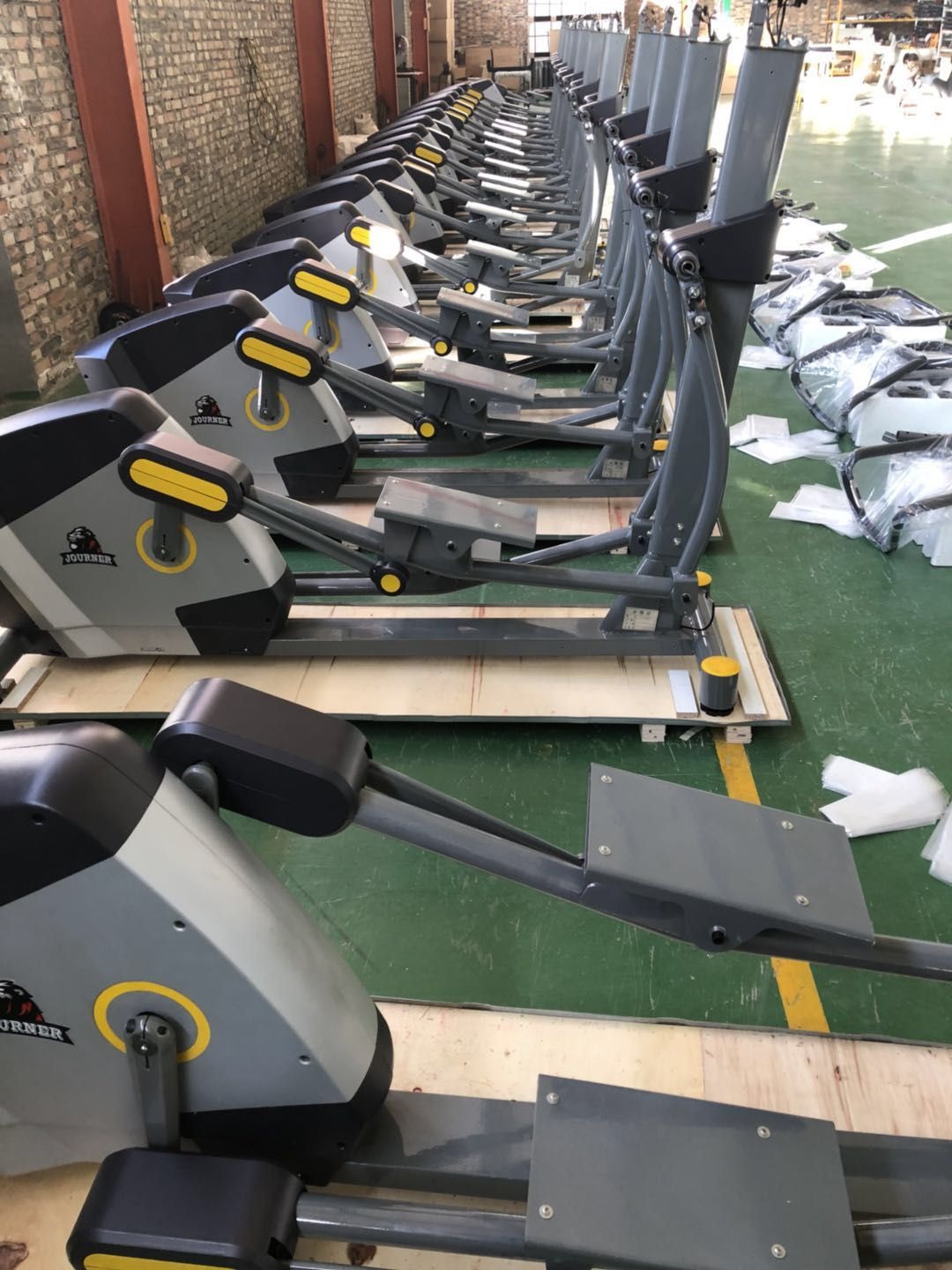 Wholesale Self-Powered Commercial Elliptical Elíptica comercial autoalimentada por xunto