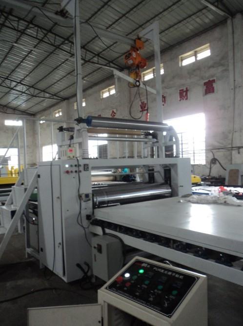 Automatic PUR laminating woodworking machine آلة النجارة الأوتوماتيكية PUR