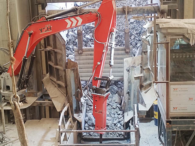 YZH Fixed Rockbreaker System WHC860 for High-Capacity Crushing Córas Rockbreaker Seasta YZH WHC860 le haghaidh Crushing Ard-Acmhainne