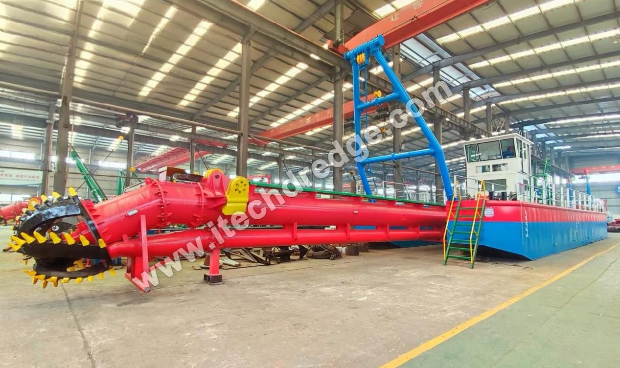 Cutter Suction Dredgers கட்டர் உறிஞ்சும் டிரெட்ஜர்கள்