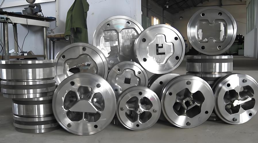 Aluminum extrusion قذف الألمنيوم