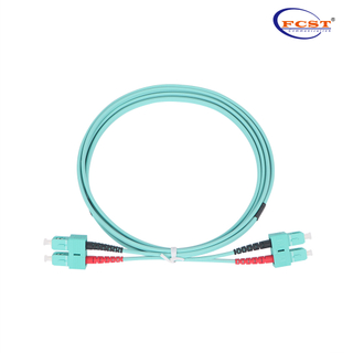 SCUPC-SCUPC Duplex OM3 MM 2m PVC 2.0mm كابل تصحيح الألياف البصرية