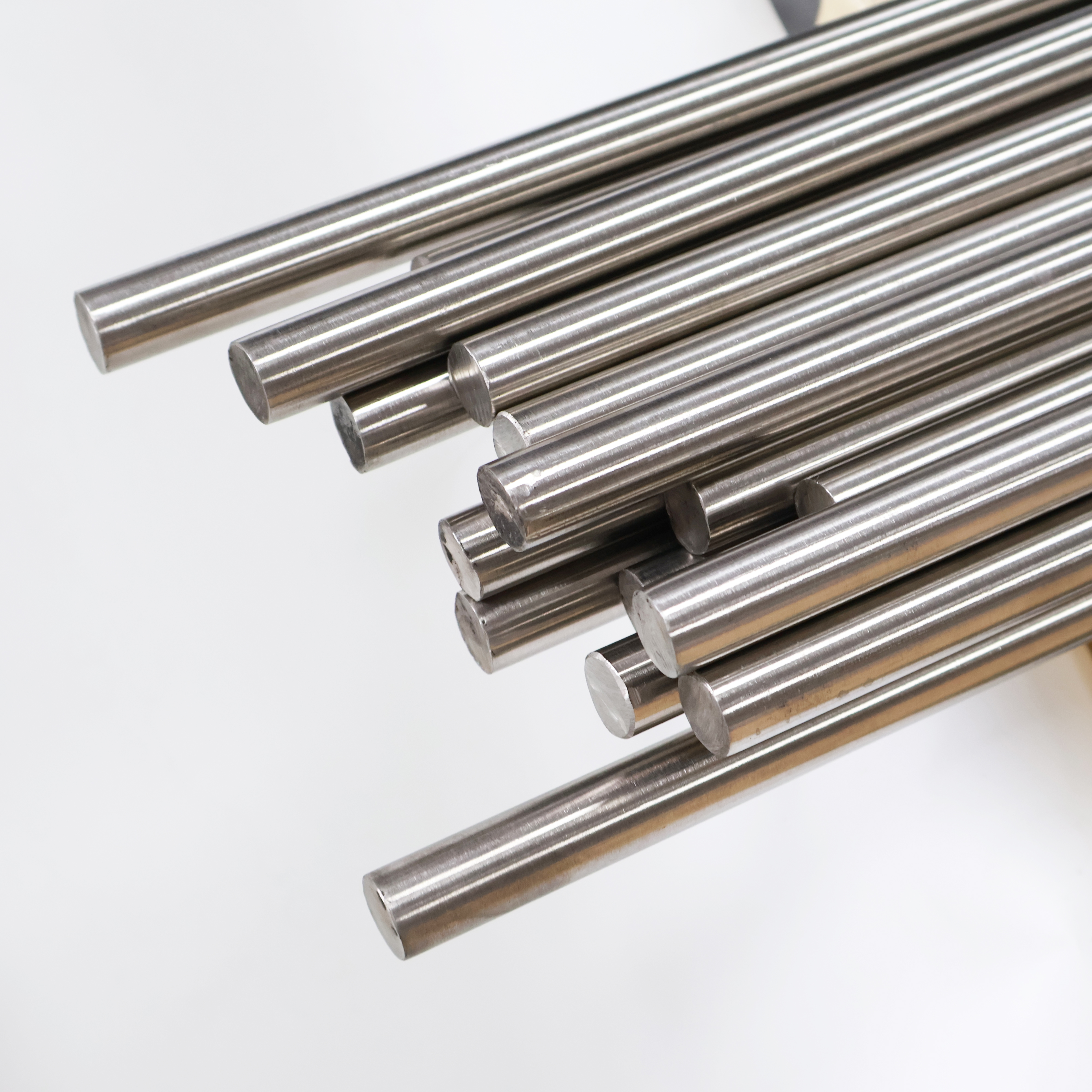 Titanium BAR BAR titanium