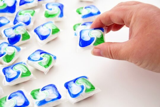 Detergent Encapsulation Methods Métodos de encapsulación de detergente