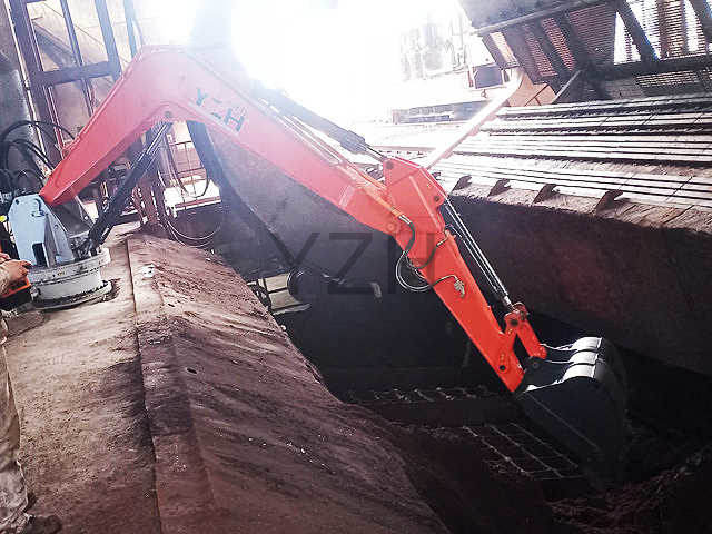 Multi-Functional Pedestal Rock Breaker System Çok Fonksiyonlu Kaideli Kaya Kırıcı Sistemi