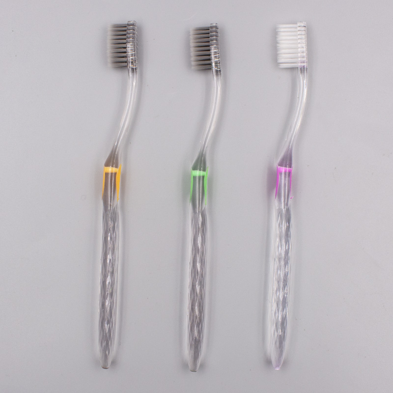 Cepillos de dientes para adultos con relieve en forma de diamante