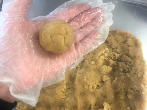 шарик теста