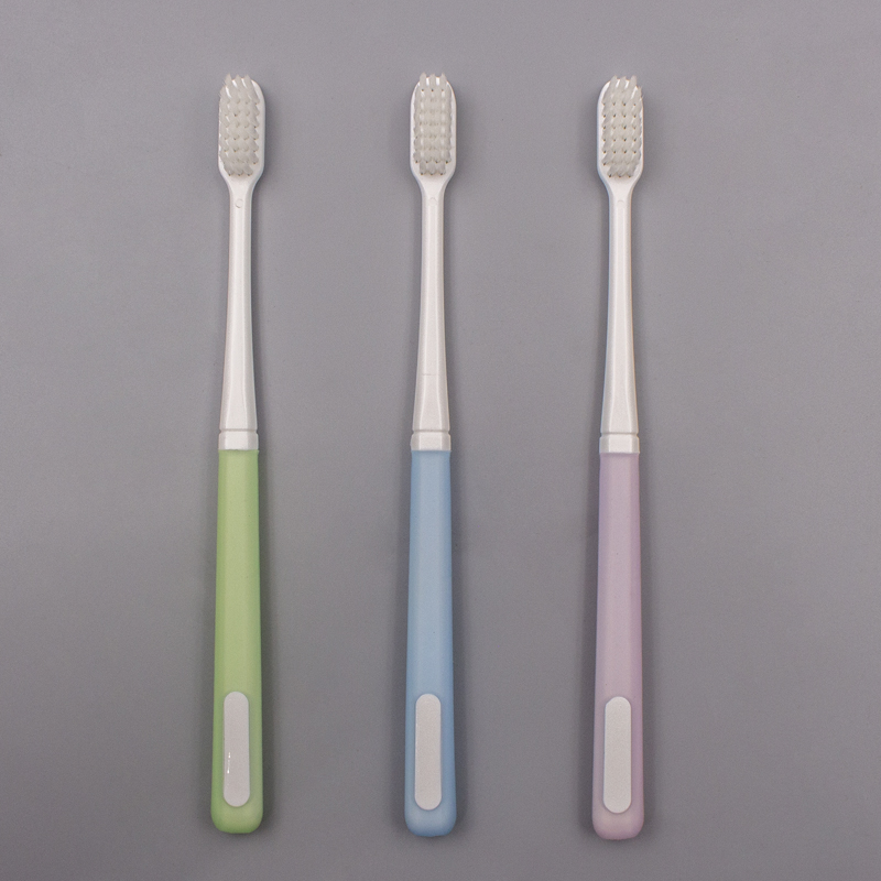 Cepillo de dientes dental para adultos