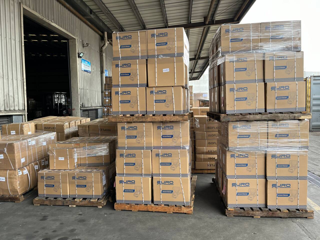 Stretchgewickelte Paletten für den Ferntransport