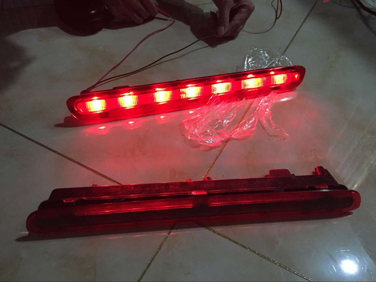 HILUX REVO 2015- HIGH STOP TAIL LAMP