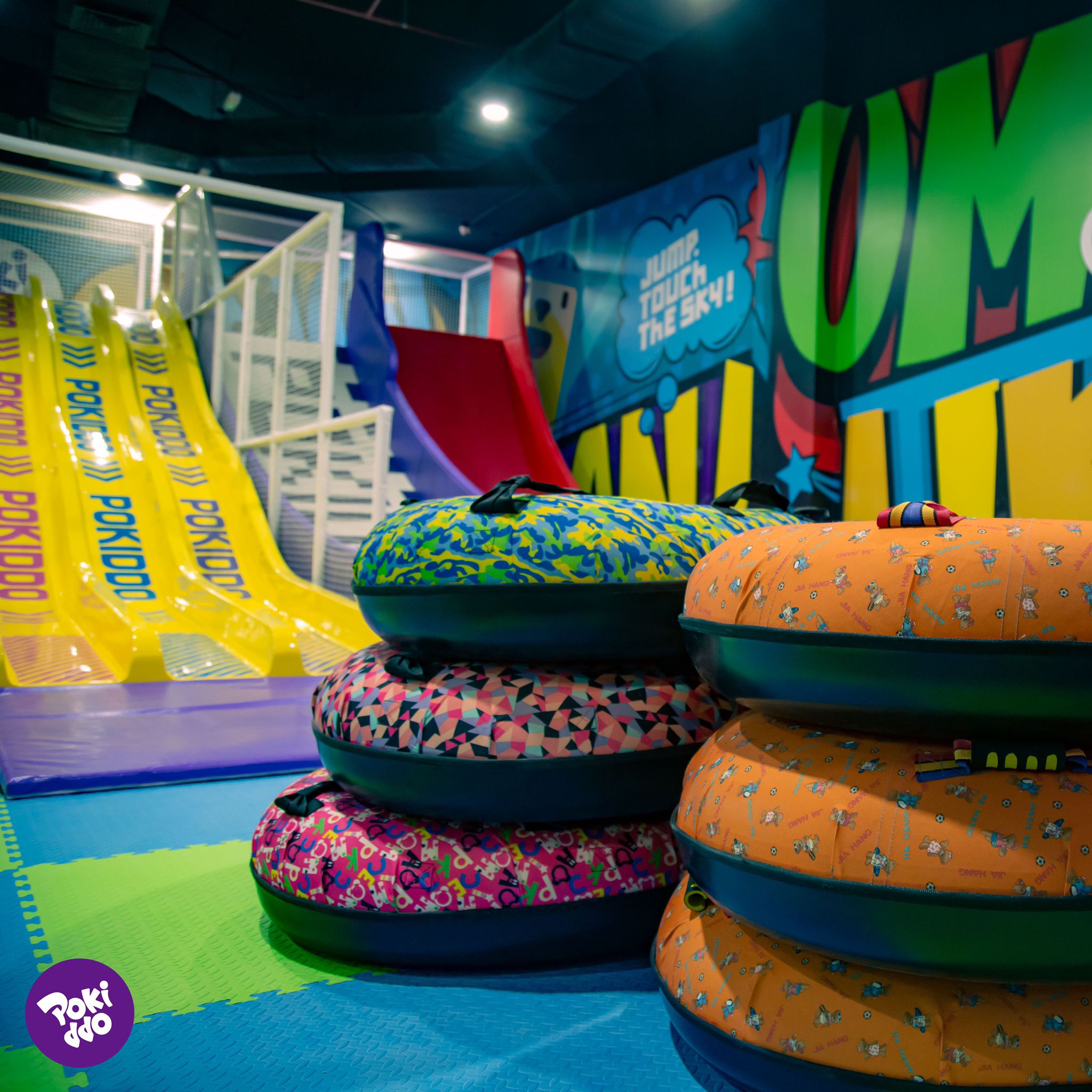 الشريحة ملعب داخلي للأطفال