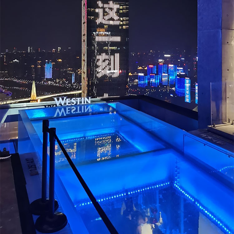 ਵੈਸਟਿਨ (30)