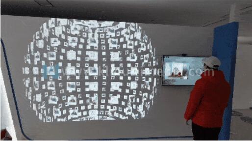 التقط وشارك