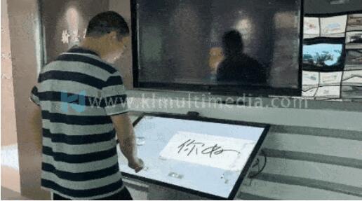 سجل الزوار التفاعلي