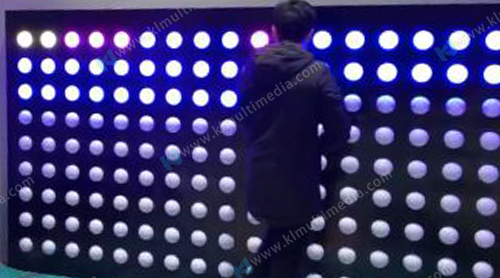 لوحة الحائط الخفيفة الحسية