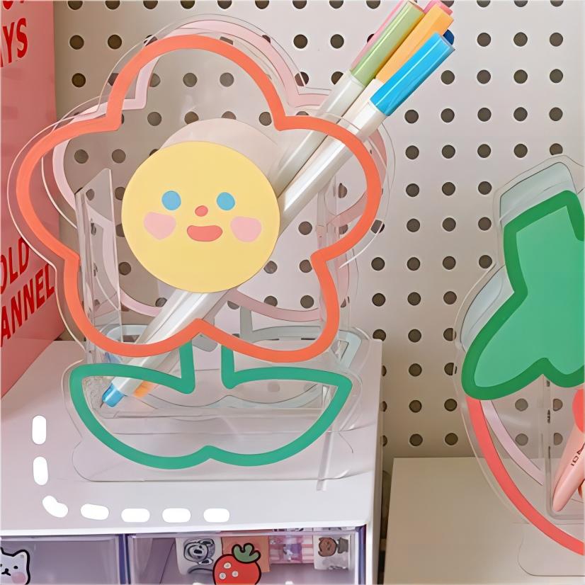 Porta llapis acr&iacute;lic impr&egrave;s personalitzat amb gr&agrave;fics de dibuixos animats i marca