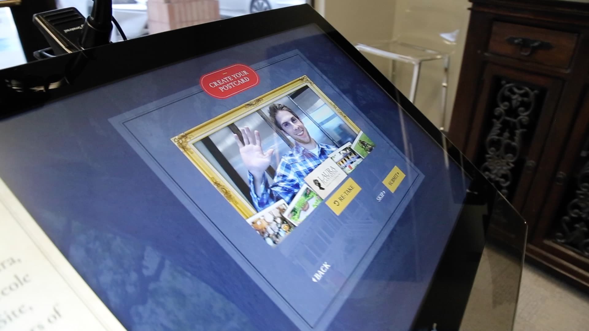 سجل ضيوف الزفاف