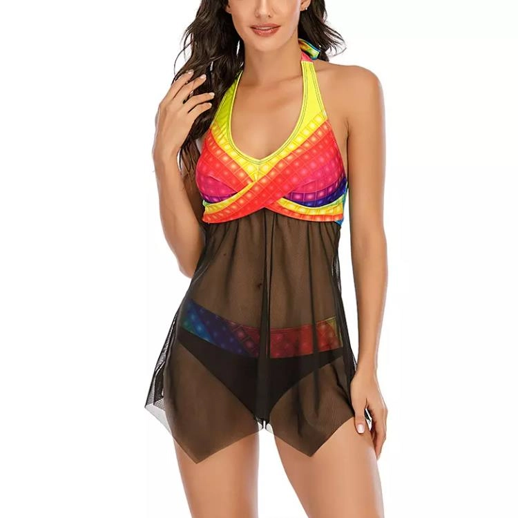 เหตุผลเจ็ดประการสำหรับการลอง Tankini ในฤดูว่ายน้ำนี้