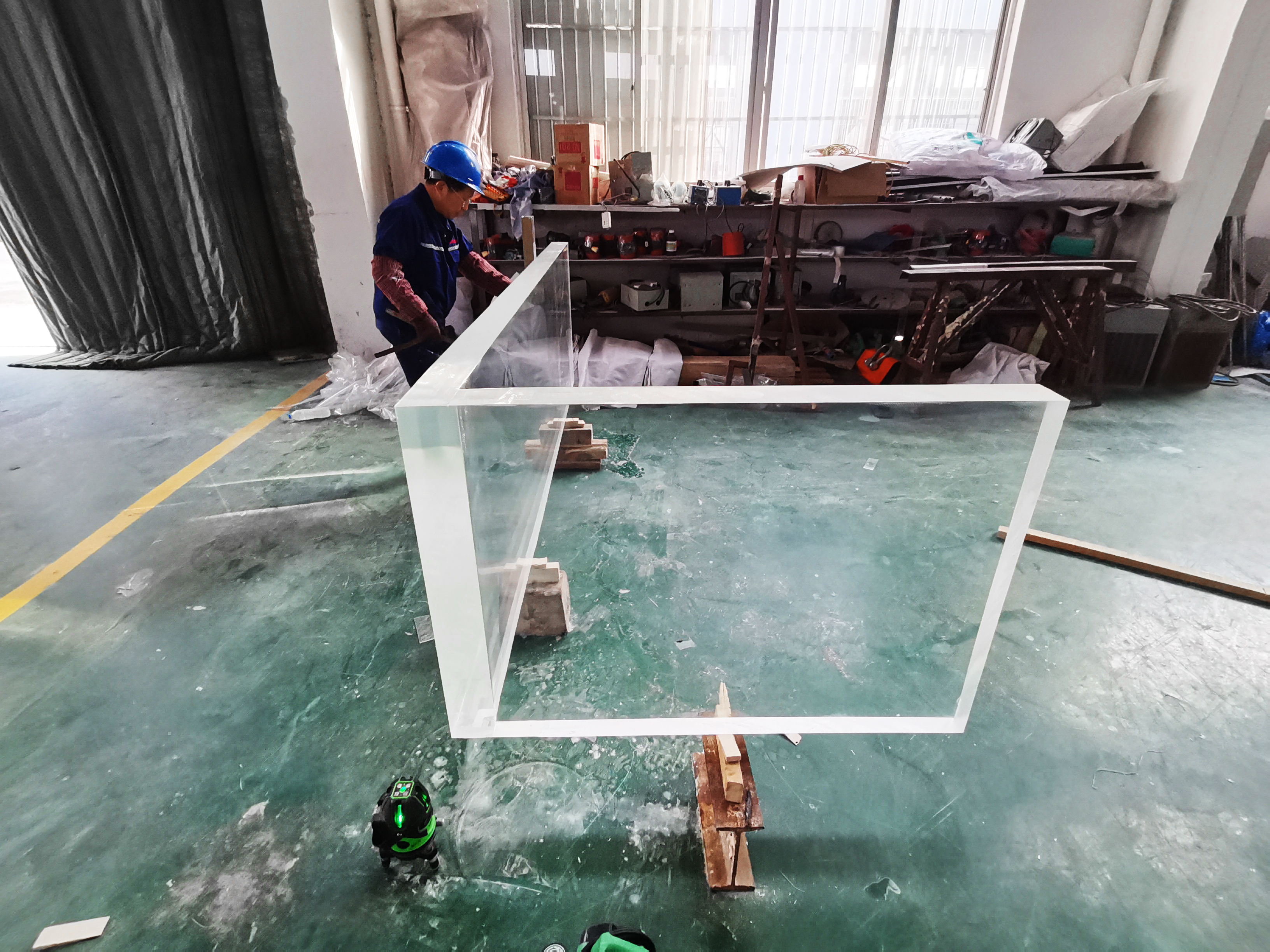 Ukuta wa bwawa la kuogelea la Acrylic - LEYU