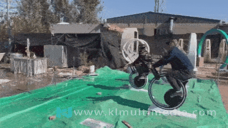 دراجة العاب + نافورة