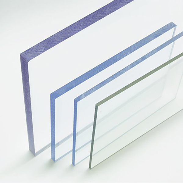 Klar polycarbonatplade