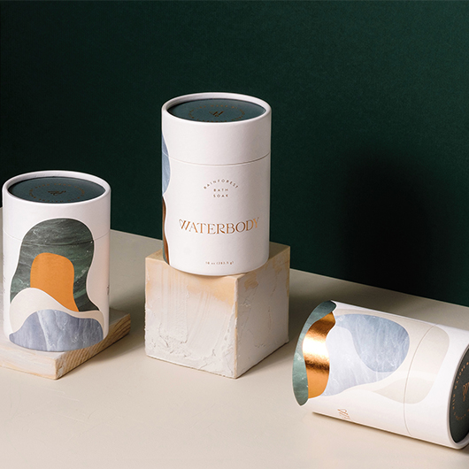 confezione di tubi di carta