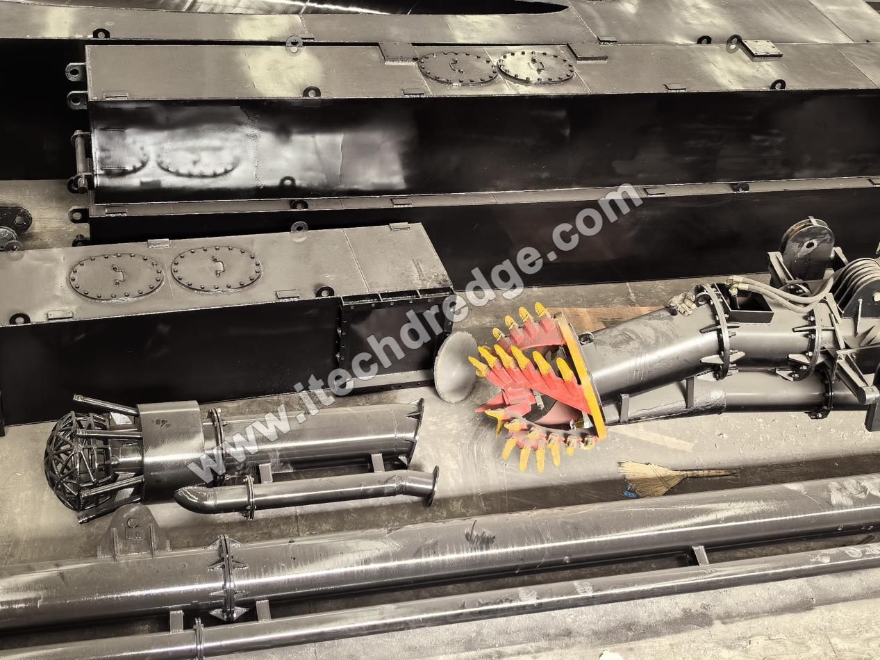 Cutter-Saugbagger mit geringem Tiefgang