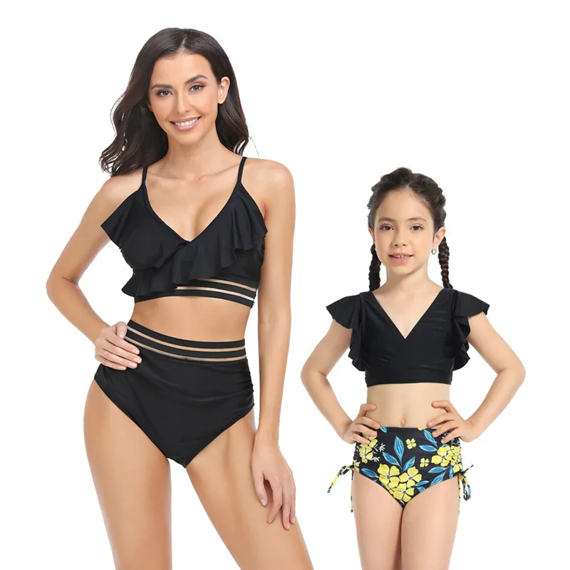 Ch&igrave; swimwear port&agrave; in Cina?