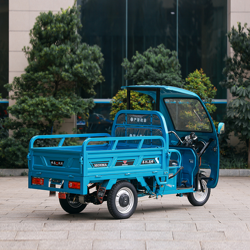 kargo roda tiga