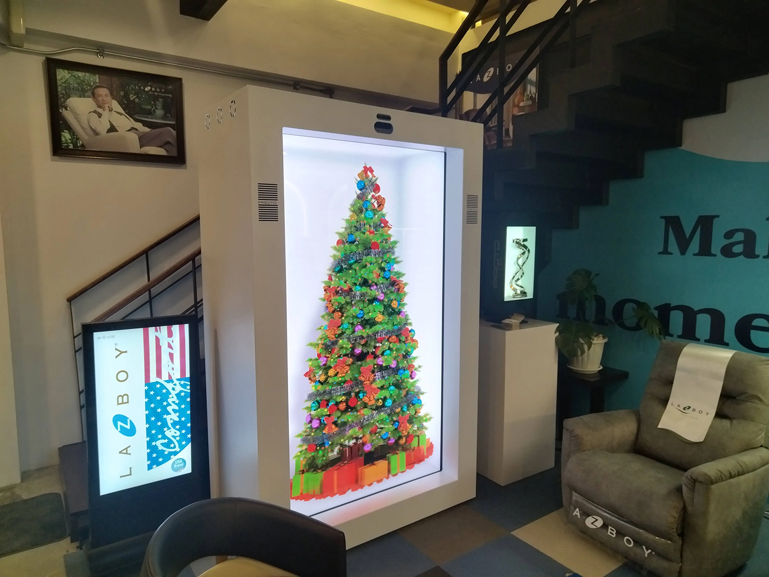 خزانة عرض شفافة 4K 1