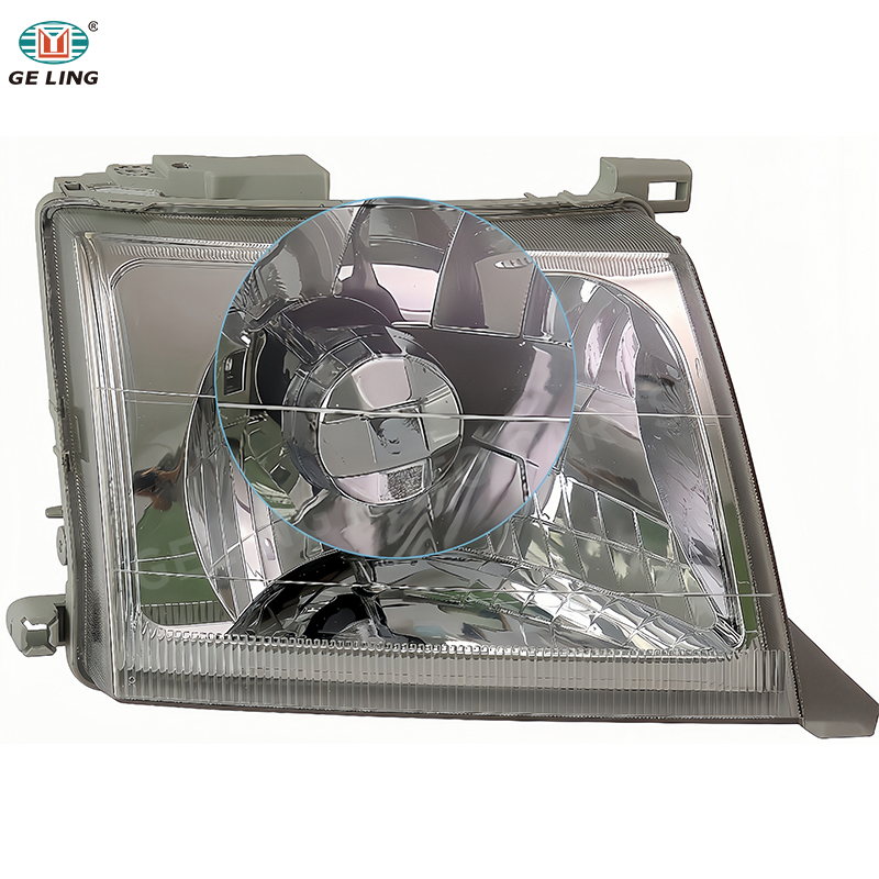 Faro Nissan D22 2001