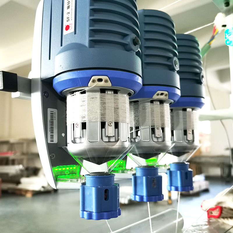 B&uuml;tin eşik tekiz trikota Mach maşynynyň jikme-jik &ccedil;yzgysy