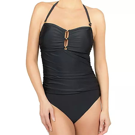 ชุดว่ายน้ำ Simon Chang ซื้อได้ที่ไหน?